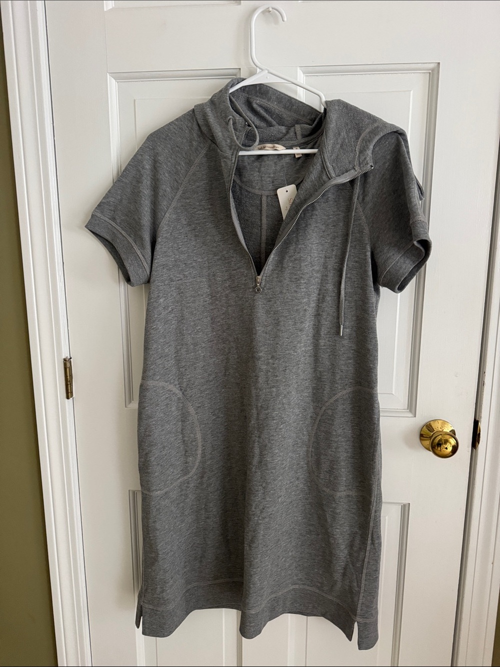 Soft Surroundings Gray Short-Sleeve Hoodie beach coverup